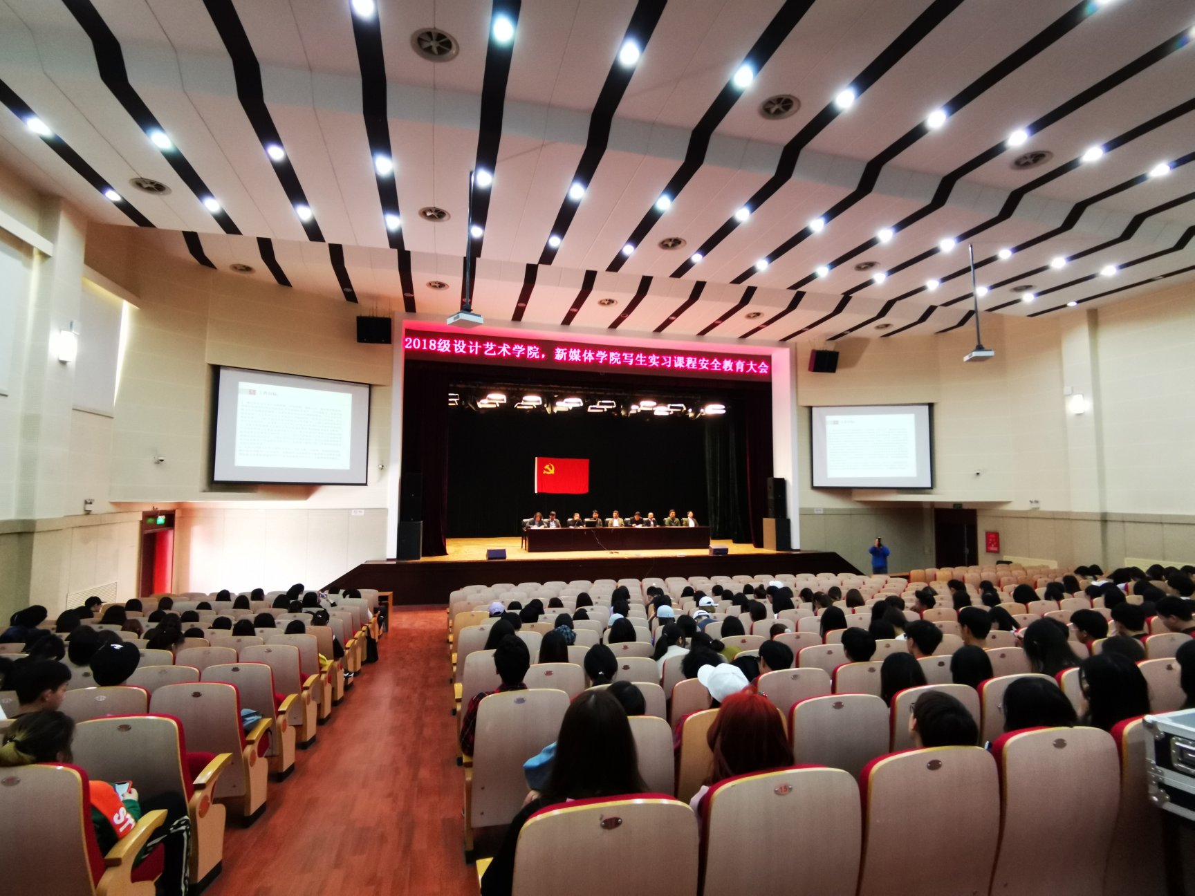 1c8ef17a5ebbb1f77ad84b3361ff86c